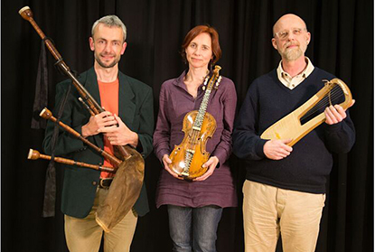 Barnaby Brown (pipes and vocals), Clare Salaman (fiddles and hurdy-gurdy) and Bill Taylor (lyres and harp) 