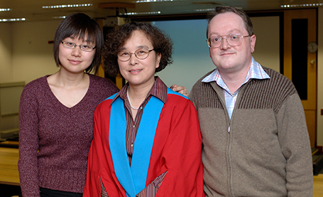 Jane with her husband Professor Paul Scott and her daughter Dr Rachel Yu