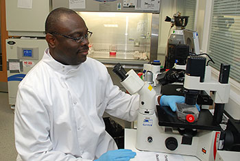 Dr Olumayokun Olajide