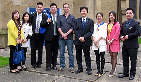 Chinese students visit the campus