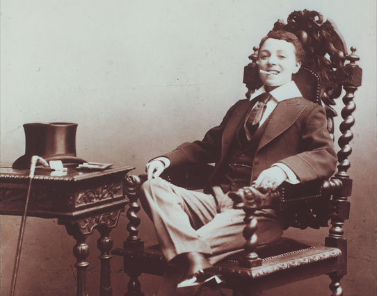 The mockery of men!  Drag Kings 