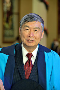 Leading Chinese scientist honoured at award ceremonies