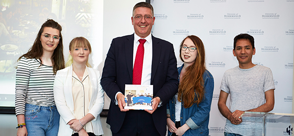 Pictured the Santander's Matt Hutnell (centre) are students (l-r) Chloe Cutting, Beth Phoenix, Rebecca Maulkinson and Dilara Changis